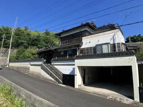 Slide 0
