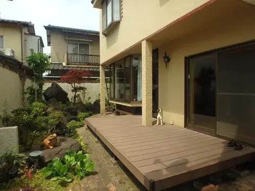 Slide 4