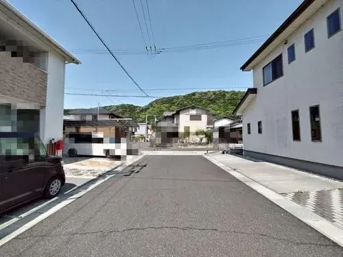Slide 4