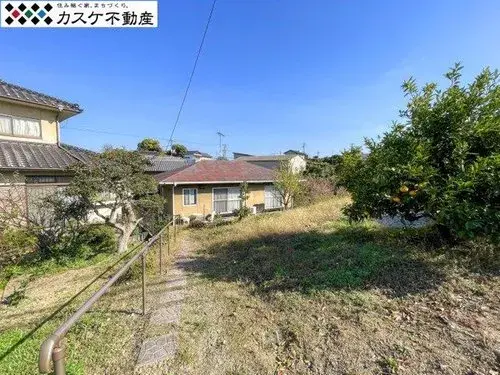 Slide 4