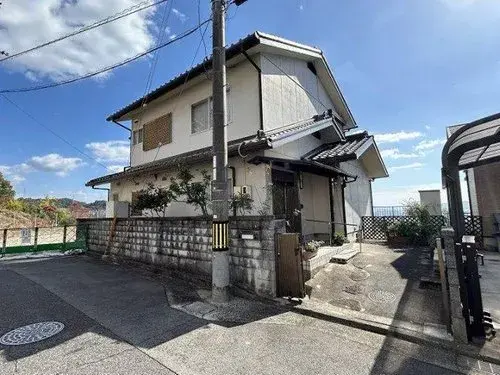 Slide 4