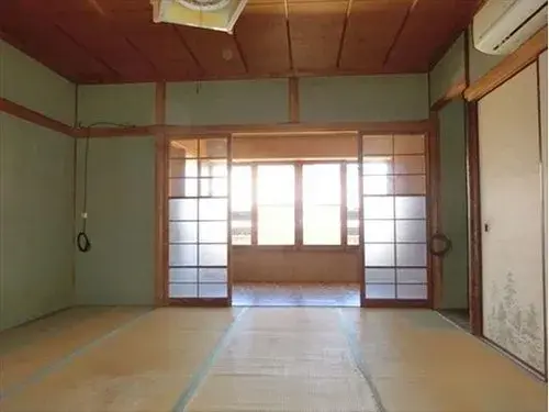 Slide 4