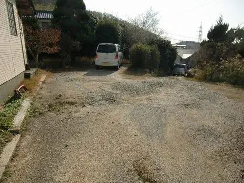Slide 4