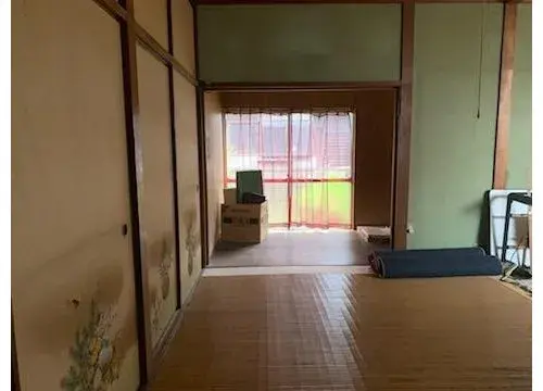 Slide 4