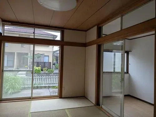 Slide 4