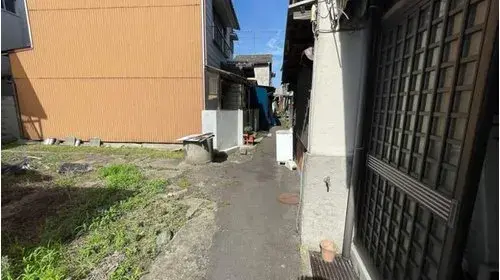 Slide 4