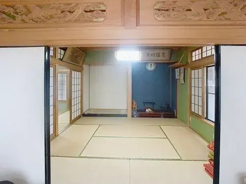 Slide 4