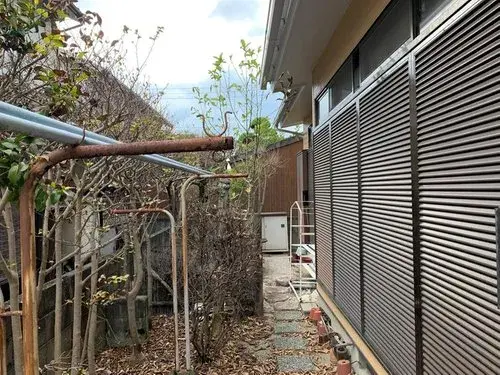 Slide 4