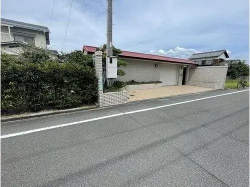 Slide 4