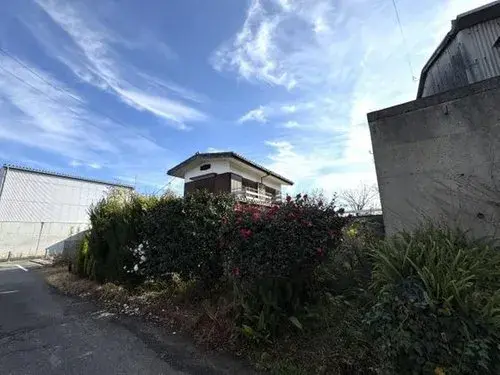 Slide 4