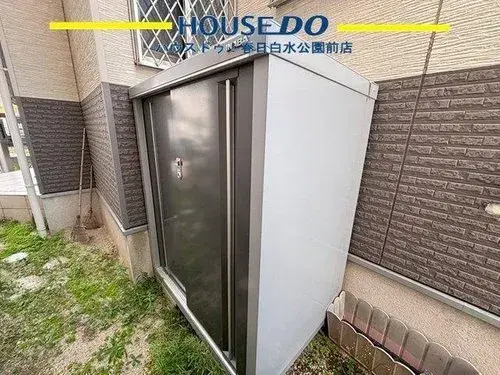 Slide 4