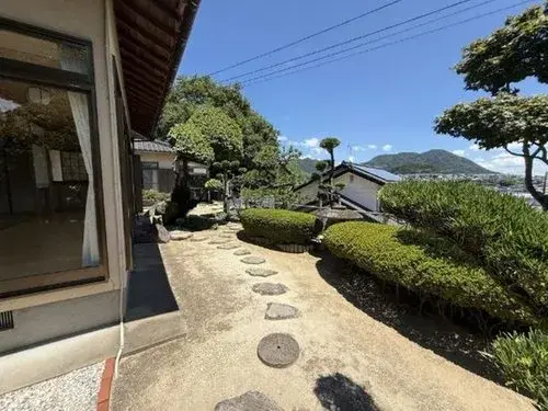 Slide 3