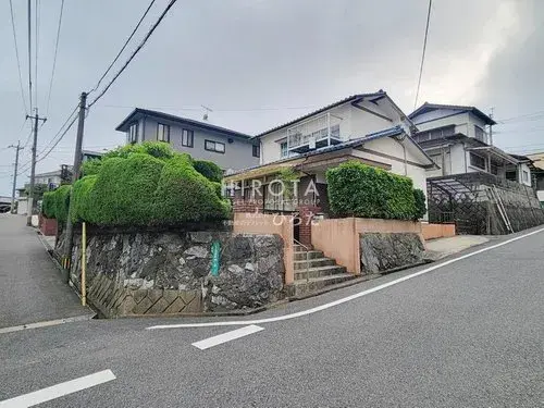 Slide 0