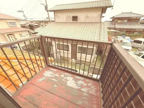 Slide 4