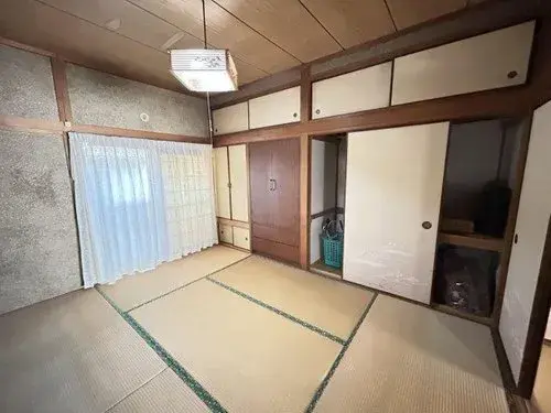 Slide 4
