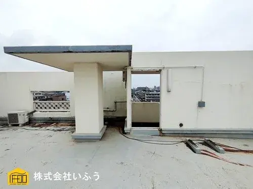 Slide 0