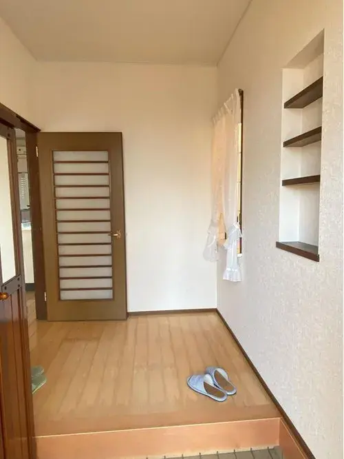 Slide 4