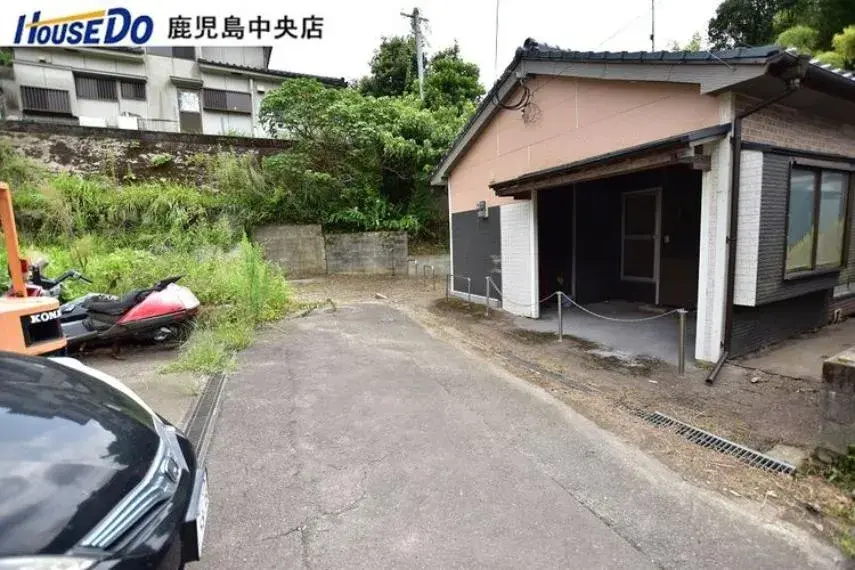 Slide 4