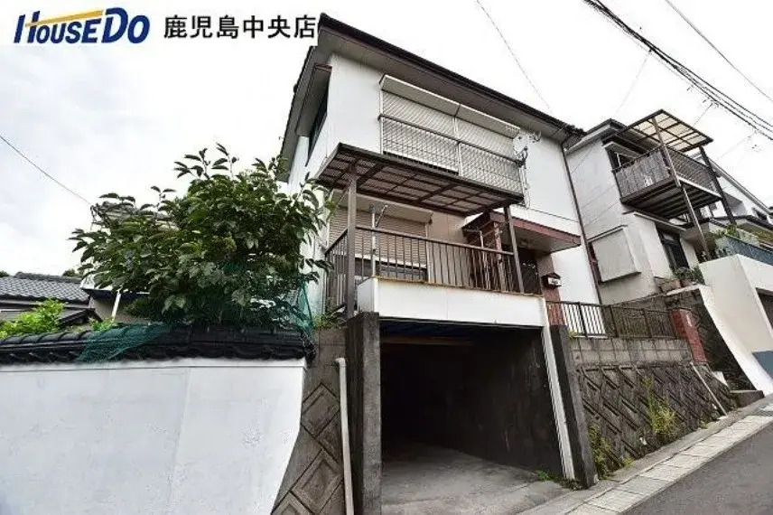 Slide 0