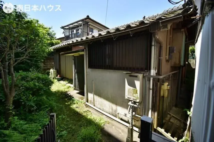 Slide 0