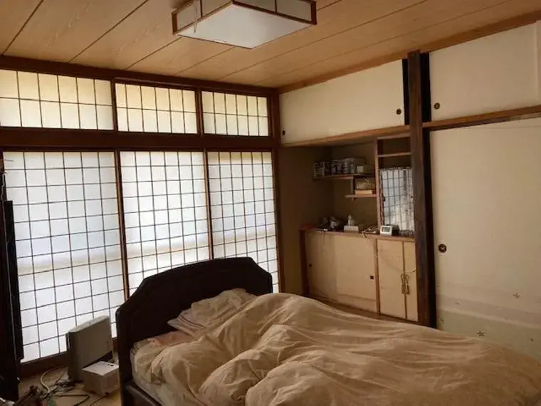 Slide 4