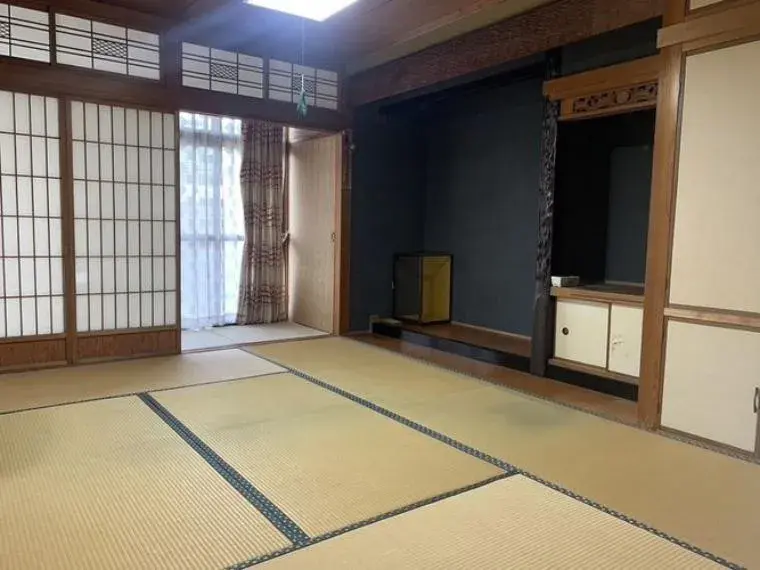 Slide 4