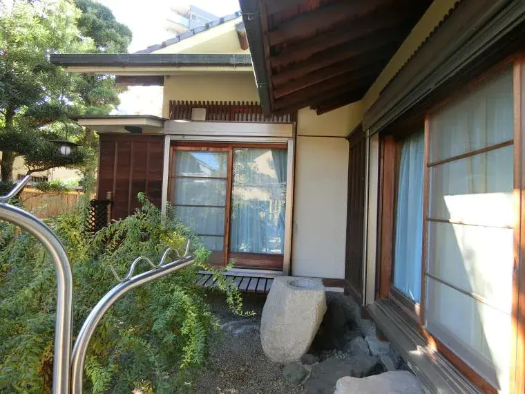 Slide 3