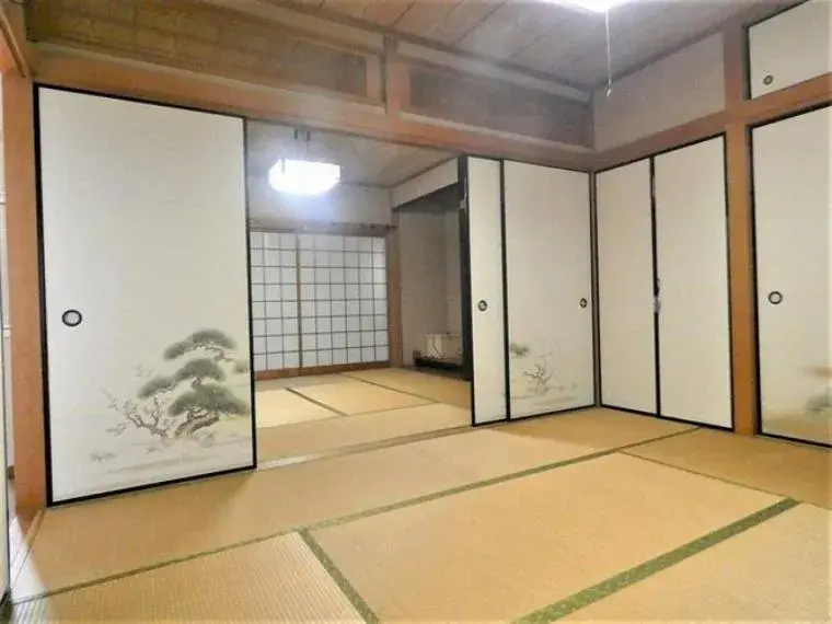 Slide 4
