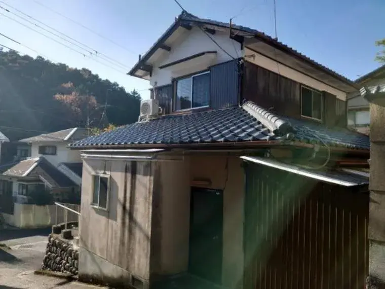 Slide 8