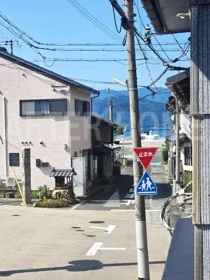 Slide 4