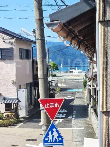 Slide 4