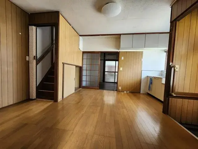Slide 7