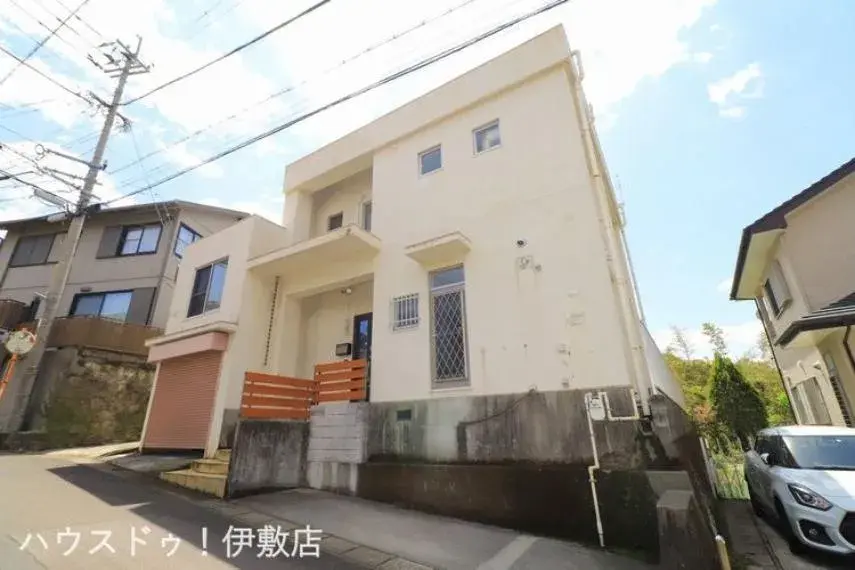 Slide 3