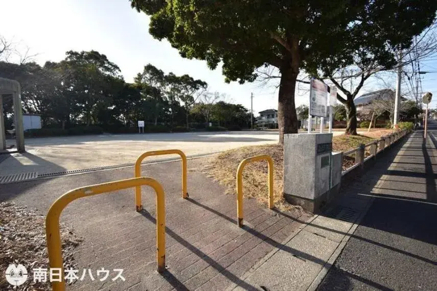 Slide 32
