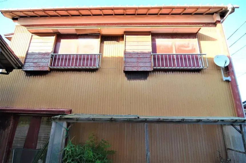 Slide 4