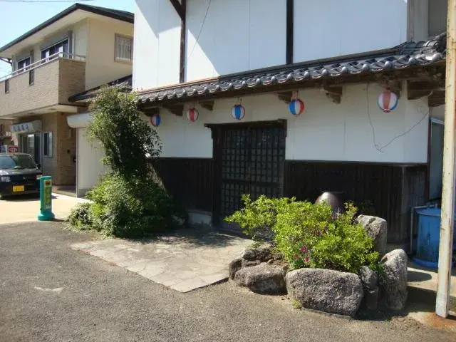 Slide 4