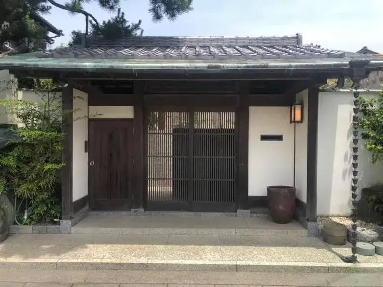 Slide 4