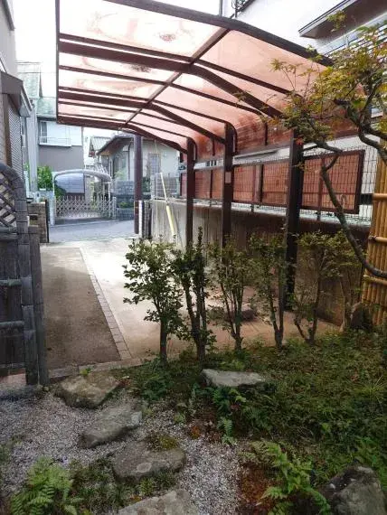 Slide 4