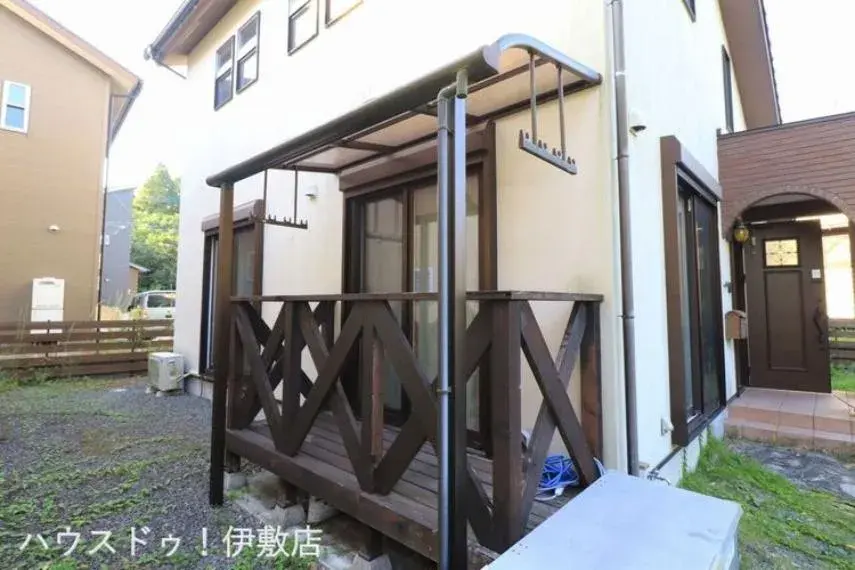 Slide 4
