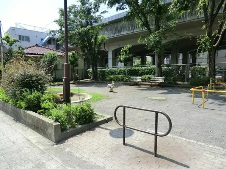 Slide 4