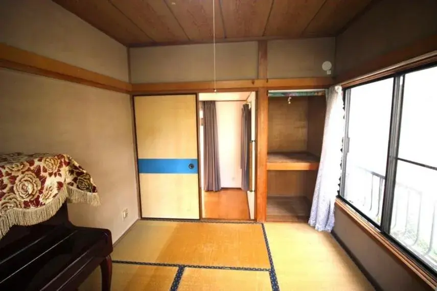 Slide 8