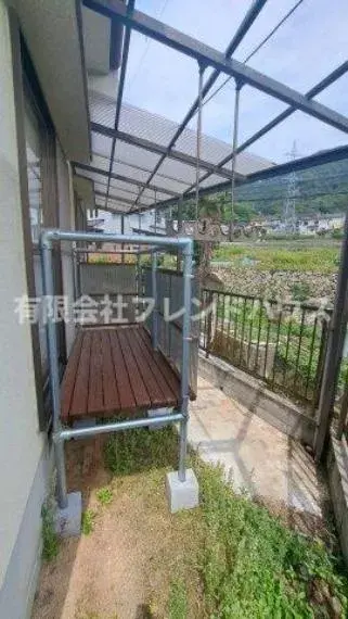 Slide 4
