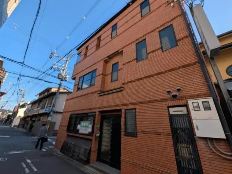 Slide 4
