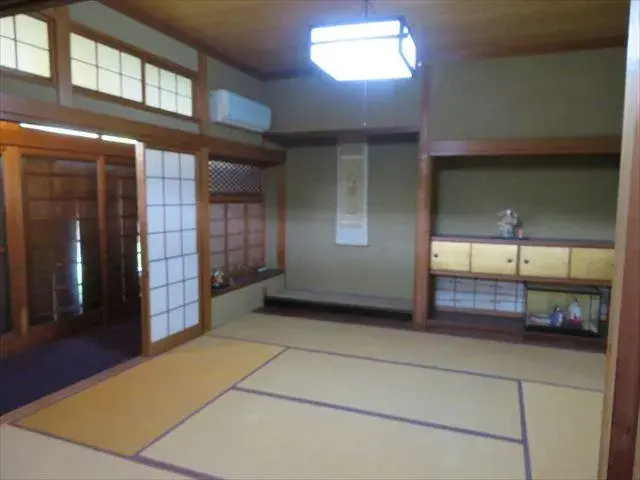 Slide 4