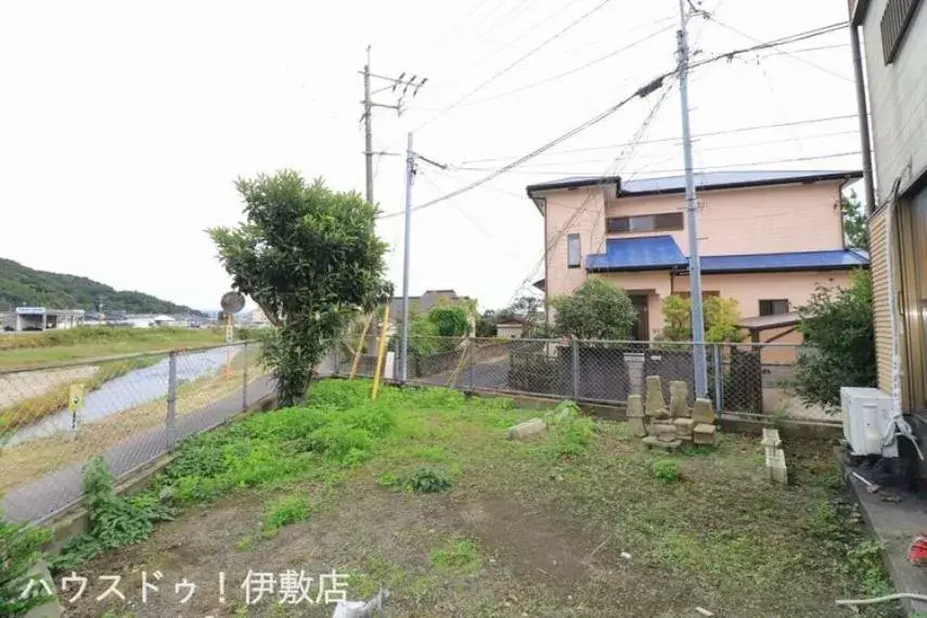 Slide 4