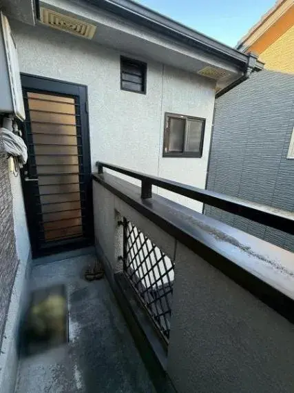 Slide 4