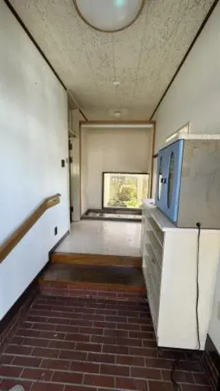 Slide 4