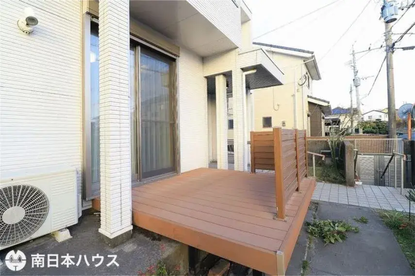 Slide 4