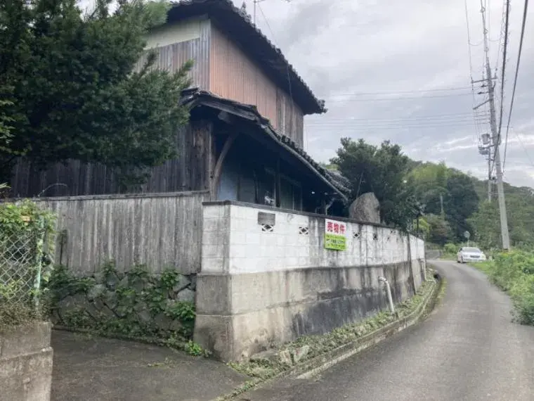 Slide 4