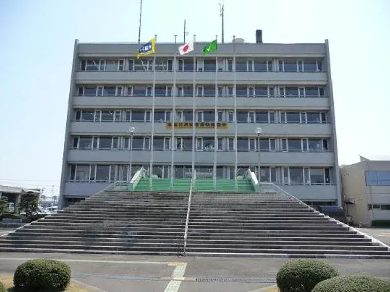 Slide 32